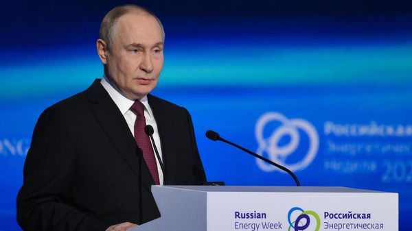 Путин: Демарш ЕС лишь ускорил перенаправление российского газа на другие надежные направления - Sputnik Армения