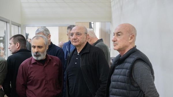 Судебное заседание над армянским военно-политическим руководством Нагорного Карабаха (23 октября 2025). Баку - Sputnik Армения