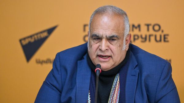 Րաֆֆի Հովհաննիսյան - Sputnik Արմենիա