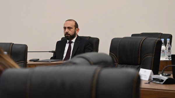 Արարատ Միրզոյան - Sputnik Արմենիա