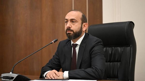 Արարատ Միրզոյան - Sputnik Արմենիա