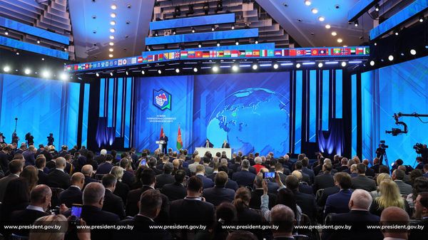 Մինսկ - Sputnik Արմենիա