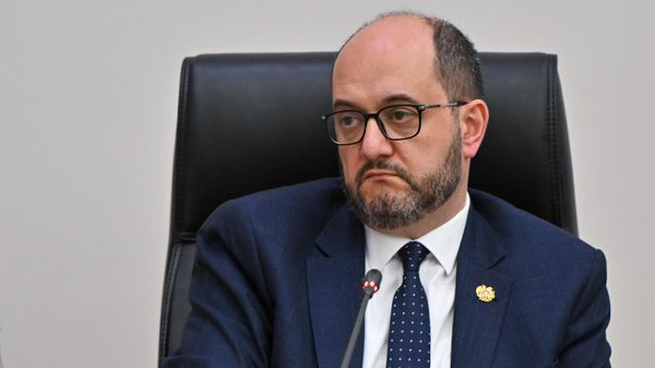 Արայիկ Հարությունյան - Sputnik Արմենիա