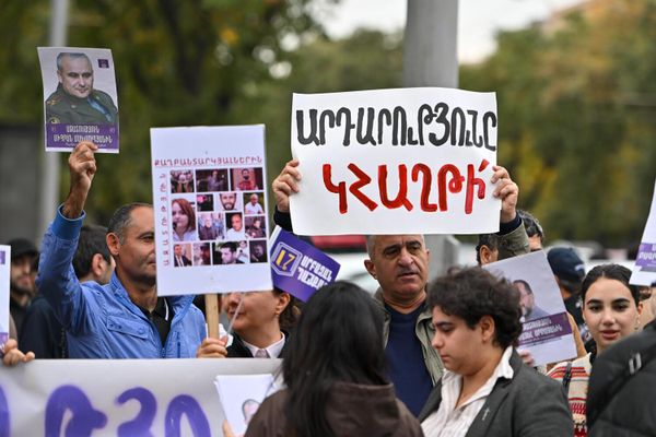 Акция протеста у здания Национального собрания (29 октября 2025). Еревaн Акция протеста у здания Национального собрания (29 октября 2025). Еревaн - Sputnik Армения