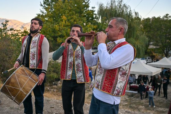 Փահլևանի նվագակցումը Փահլևանի նվագակցումը - Sputnik Արմենիա