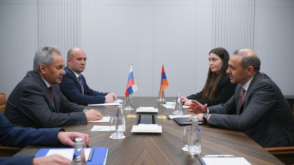 Встреча секретарей Совета безопасности Армении Армена Григоряна и России Сергея Шойгу в рамках XIII встречи секретарей Cоветов безопасности государств – участников СНГ (5 ноября 2025). Москвa - Sputnik Армения