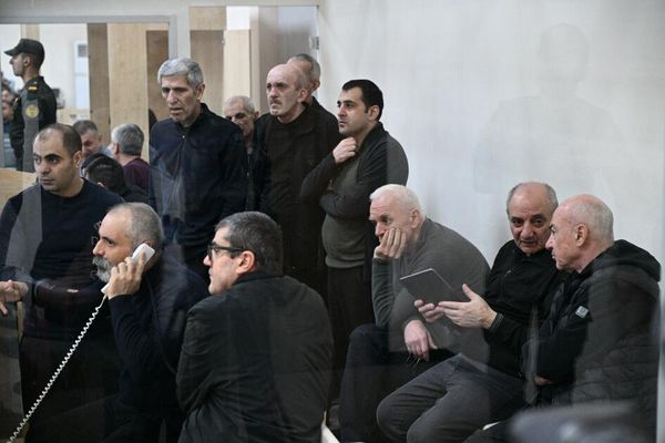 Судебное заседание над армянским военно-политическим руководством Нагорного Карабаха (13 ноября 2025). Баку - Sputnik Армения