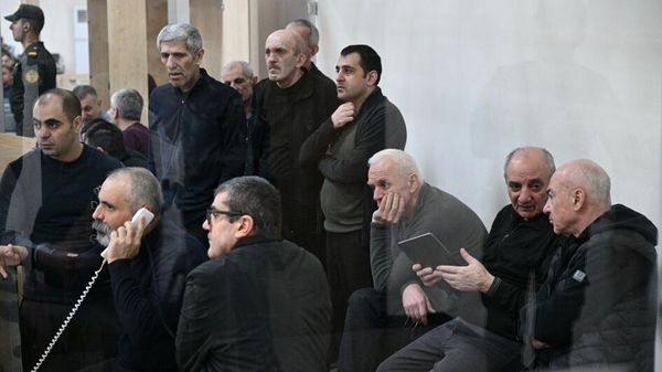 Судебное заседание над армянским военно-политическим руководством Нагорного Карабаха (13 ноября 2025). Баку - Sputnik Армения