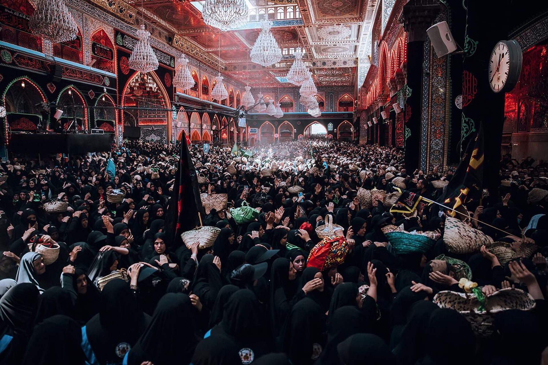 1-е место в номинации Моя планета. Серия: фотография Мустафы Абдулхади (Бахрейн) Ашура - Sputnik Армения, 1920, 18.11.2025