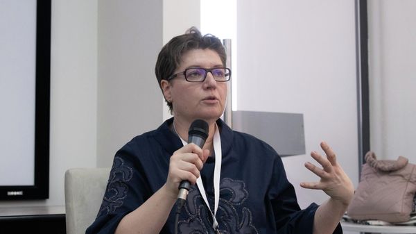 Իրինա Ալկսնիս - Sputnik Արմենիա