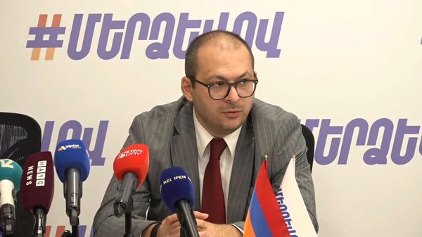 Ես ՔԿՀ-ում ընդամենը 28 օր եմ եղել՝ ոչնչի համար, Սամվել Կարապետյանը՝ 5 ամսից ավելի. Ռուբեն Մխիթարյան - Sputnik Արմենիա