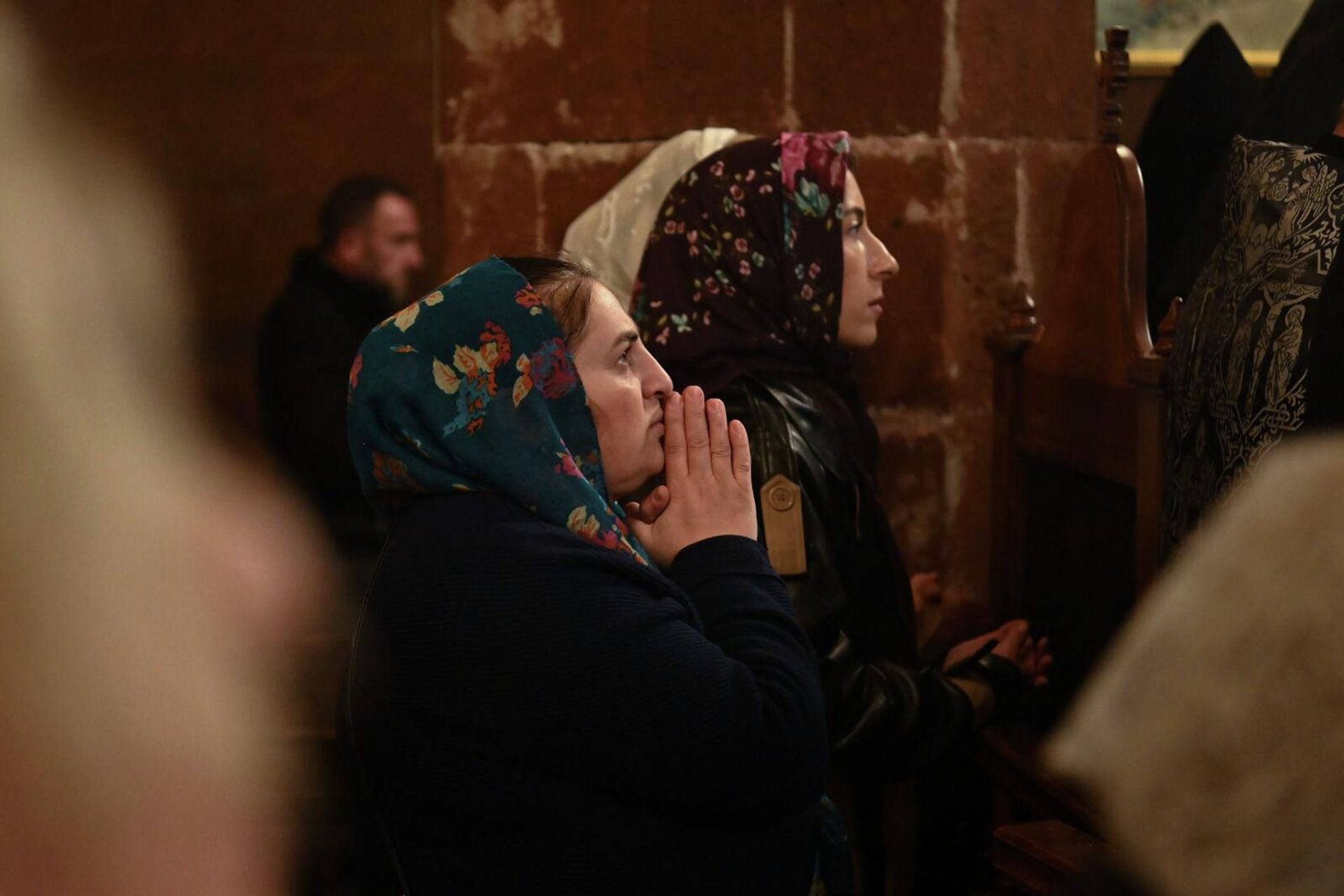Совместная молитва за арестованных священнослужителей в церкви Св. Богородицы (20 ноября 2025). Талин - Sputnik Армения, 1920, 20.11.2025