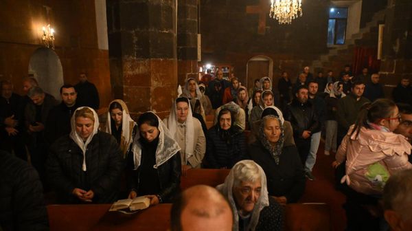 Совместная молитва за арестованных священнослужителей в церкви Св. Богородицы в Талине - Sputnik Արմենիա