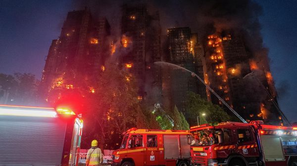Пожар в высотных жилых зданиях в комплексе Wang Fuk Court (26 ноября 2025). Гонконг - Sputnik Армения