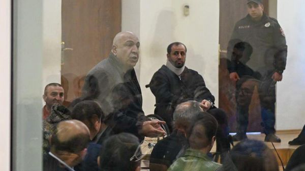 Ваагн Чахалян во время судебного заседания по делу архиепископа Баграта Галстаняна и участников Священной борьбы (27 ноября 2025). Еревaн - Sputnik Армения