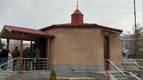 Часовня великомученика Георгия Победоносца на территории Пограничного управления ФСБ России в РА - Sputnik Армения