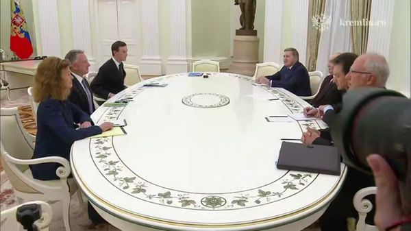 Первые кадры со встречи Путина и Уиткоффа опубликовала пресс-служба Кремля. - Sputnik Армения