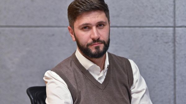 Քաղաքագետ Բենիամին Մաթևոսյանը - Sputnik Արմենիա