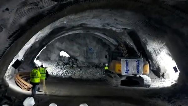 Հյուսիս ֊ հարավ ճանապարհի 390 մ երկարությամբ թունելի փորման աշխատանքն ավարտվեց - Sputnik Армения