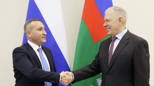 Տիգրան Պետրոսյանը և Սերգեյ Դանկվերտը - Sputnik Արմենիա