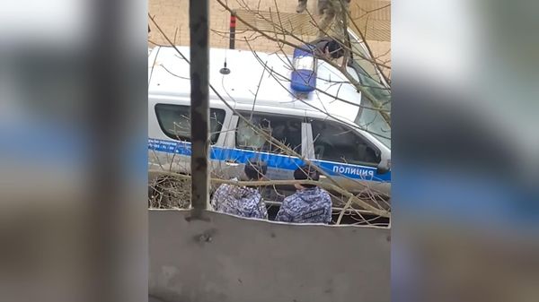 Напавший на школу в Одинцово заперся в классе, захватив в заложники одного ученика - Sputnik Армения