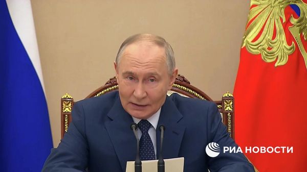 Владимир Путин собрал совещание по госпрограмме вооружений - Sputnik Армения