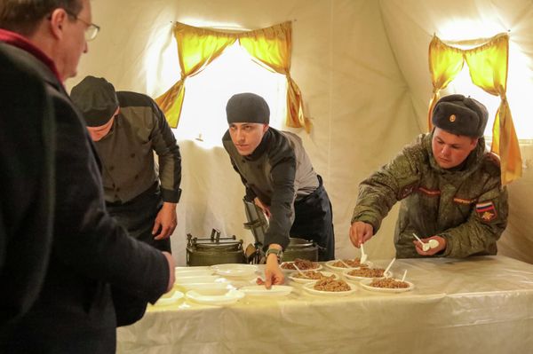 Торжественные мероприятия по случаю 84-летия российской военной базы (29 декабря 2025). Гюмри - Sputnik Армения