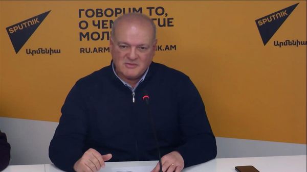 Политтехнолог Виген Акопян прокомментировал заявление главы МИД Турции по Армении - Sputnik Армения