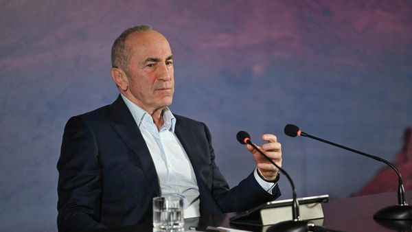 Роберт Кочарян проводит пресс-конференцию (29 января 2026). Еревaн - Sputnik Армения