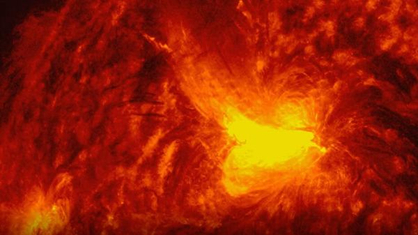 Вспышка X8.11 на Солнце от 2 февраля 2026 года - Sputnik Армения