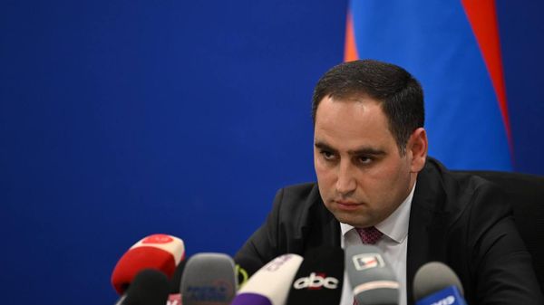 Դավիթ Խուդաթյան - Sputnik Արմենիա
