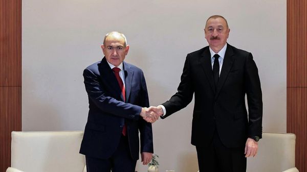 Փաշինյանի և Ալիևի հանդիպումը ԱՄԷ–ում - Sputnik Արմենիա