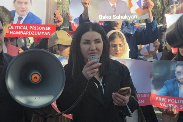 Акция в защиту всех политзаключенных и армянских пленных, содержащихся в бакинской тюрьме (5 февраля 2026). Еревaн - Sputnik Армения