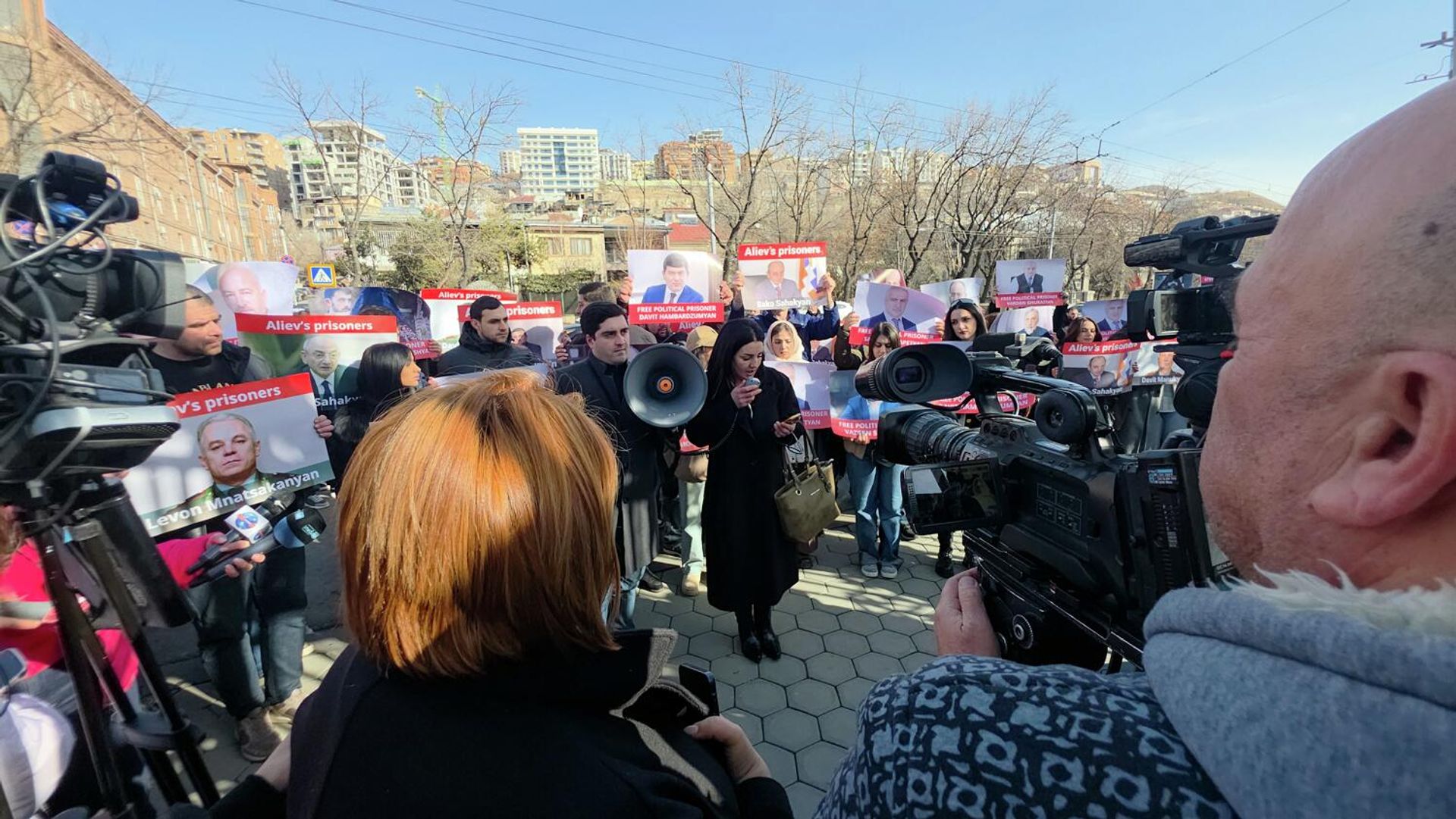 Акция в защиту всех политзаключенных и армянских пленных, содержащихся в бакинской тюрьме (5 февраля 2026). Еревaн - Sputnik Արմենիա, 1920, 05.02.2026
