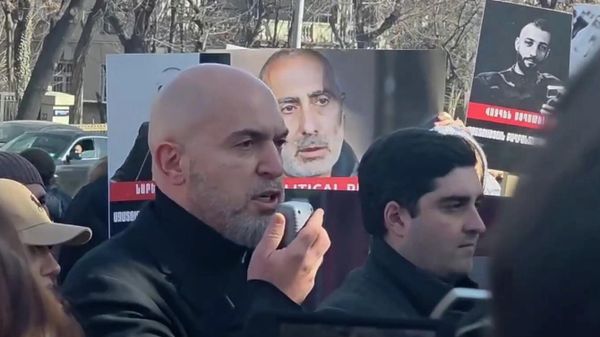 Европейские организации глухи, слепы и немы, когда речь идет о защите ими же декларируемых ценностей в Армении – Ашотян - Sputnik Армения