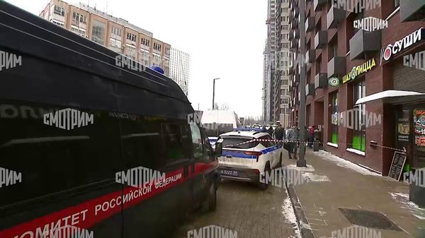 Первые кадры с места покушения на генерал-лейтенанта Минобороны РФ Владимира Алексеева - Sputnik Армения