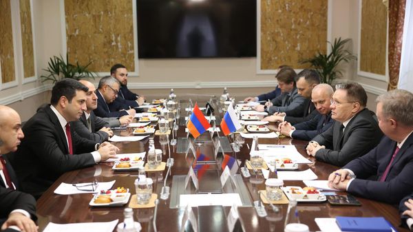  Ալեն Սիմոնյանի հանդիպումը «Ռոսատոմ» պետական կորպորացիայի գլխավոր տնօրեն Ալեքսեյ Լիխաչովի հետ  - Sputnik Արմենիա