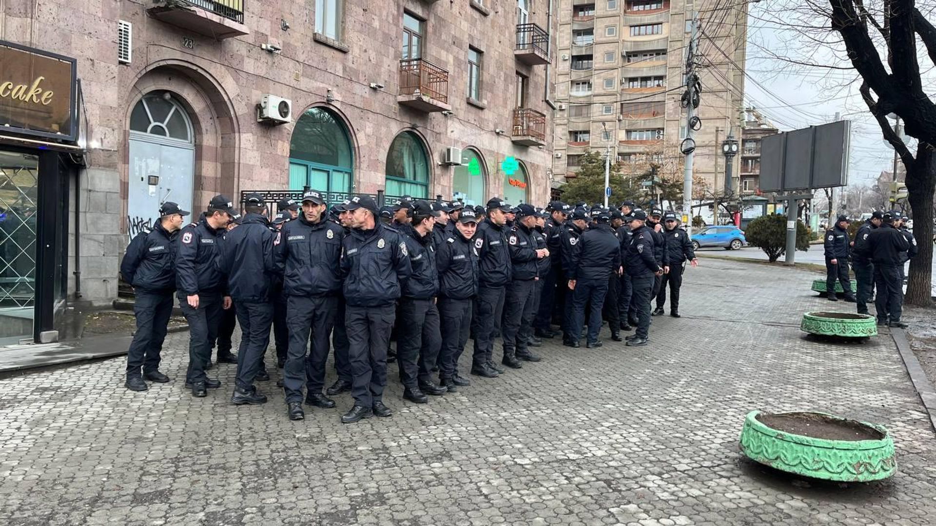 Ситуация на проспекте Баграмяна в преддверии визита Джей Ди Венса (9 февраля 2026). Еревaн - Sputnik Армения, 1920, 09.02.2026