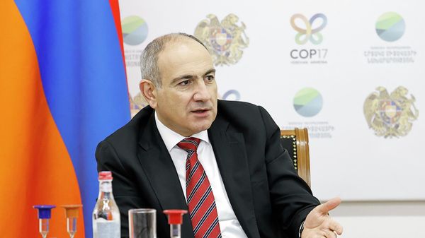 Премьер-министр Никол Пашинян посетил Министерство окружающей среды, чтобы обсудить итоговый отчет ведомства о его деятельности за 2025 год и проделанной работе (10 февраля 2026). Ереван - Sputnik Армения