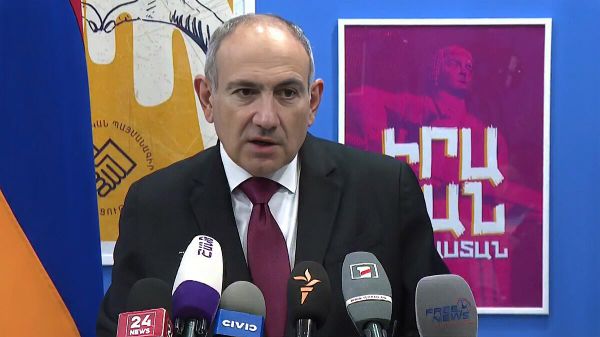 Премьер-министр Никол Пашинян отвечает на вопросы журналистов (13 февраля 2026). Еревaн - Sputnik Արմենիա