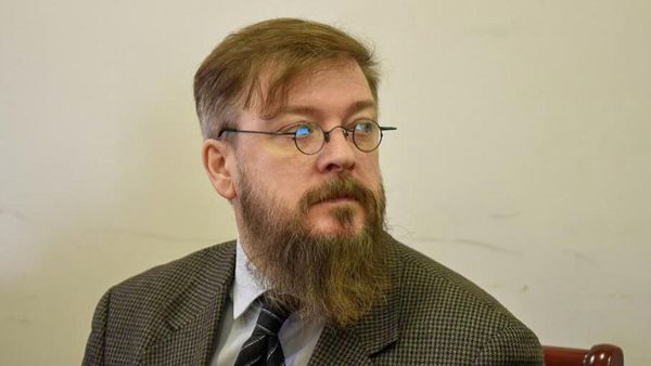 Заведующий кафедрой стран Центральной Азии и Кавказа ИСАА МГУ им. Ломоносова Алексей Муравьев на открытии Международной аналитической программы Евразийский диалог. Армения (26 февраля 2026). Еревaн - Sputnik Армения