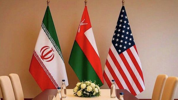 Флажки Ирана, Омана и США в преддверии третьего раунда ядерных переговоров между Ираном и Соединёнными Штатами (26 февраля 2026). Женева - Sputnik Армения