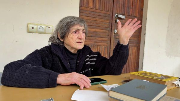 Как Евгения Овсепян из Джульфы связала свою жизнь с ж/д станцией Мегри - Sputnik Армения