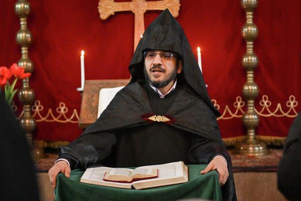Совместная молитва за арестованных священнослужителей в церкви Святого Акопа села Мргаван (6 марта 2026). Арарат - Sputnik Армения