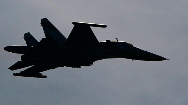 Истребитель-бомбардировщик Су-34  - Sputnik Армения