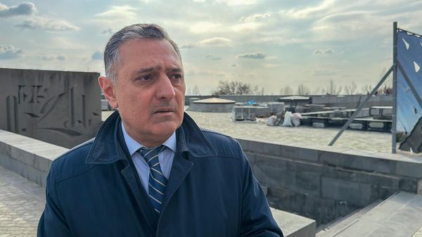 Временно исполняющий обязанности директора Музея-института геноцида армян Грачья Ташчян - Sputnik Армения