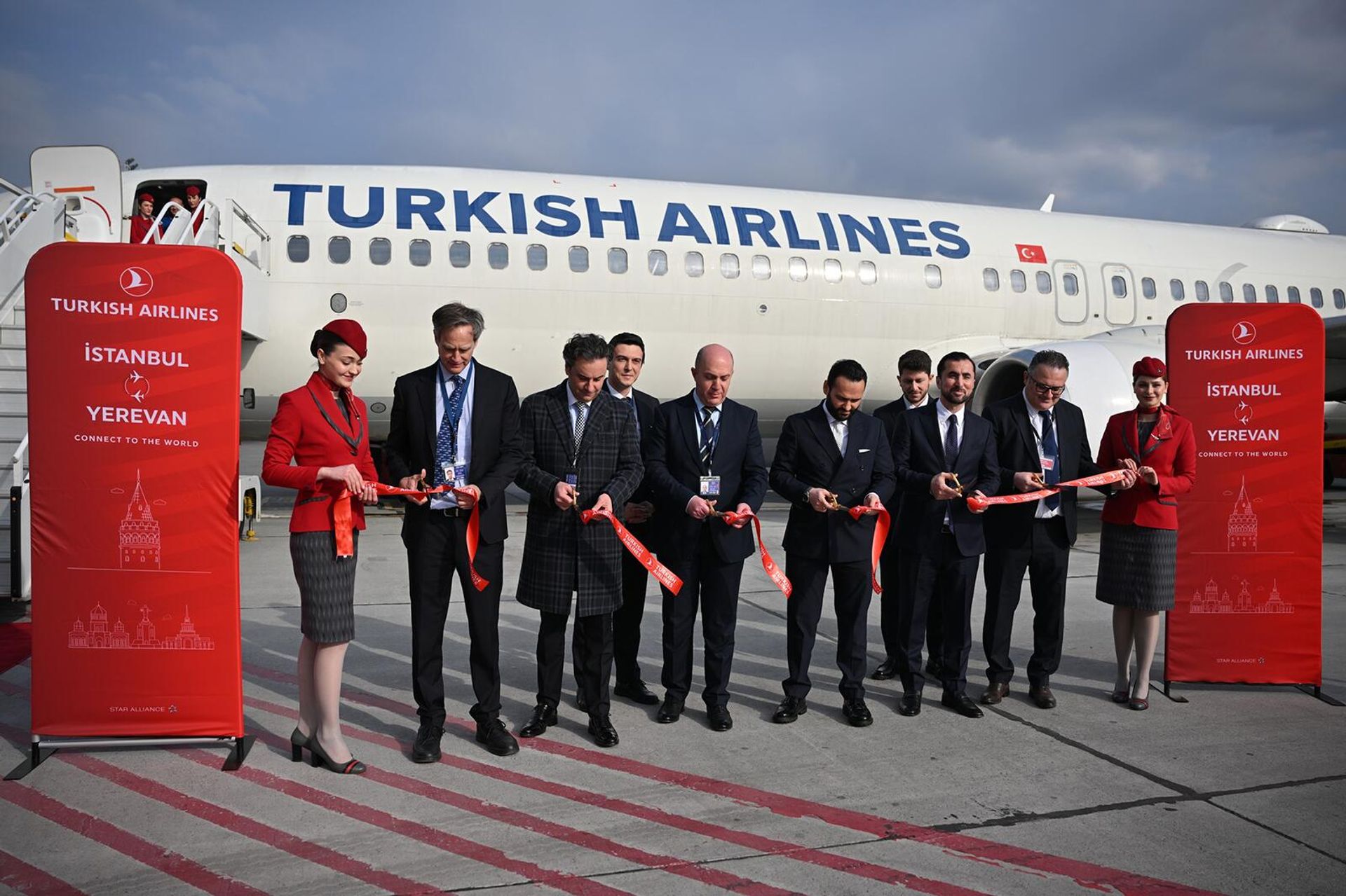 Первый рейс авиакомпании Turkish Airlines Стамбул – Ереван – Стамбул в Международном аэропорту Звартноц (11 марта 2026). Еревaн - Sputnik Արմենիա, 1920, 11.03.2026