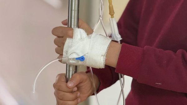 Больной онкологическим заболеванием в Центре гематологии им. Йоляна  - Sputnik Армения