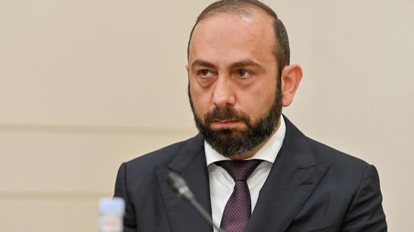Արարատ Միրզոյան - Sputnik Արմենիա