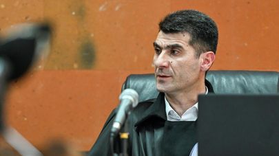 Судья Геворк Манукян во время судебного заседания по делу архиепископа Аршака Хачатряна (25 марта 2026). Армавир